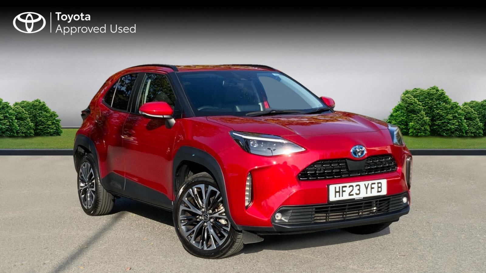 Main listing image - Toyota Yaris Cross