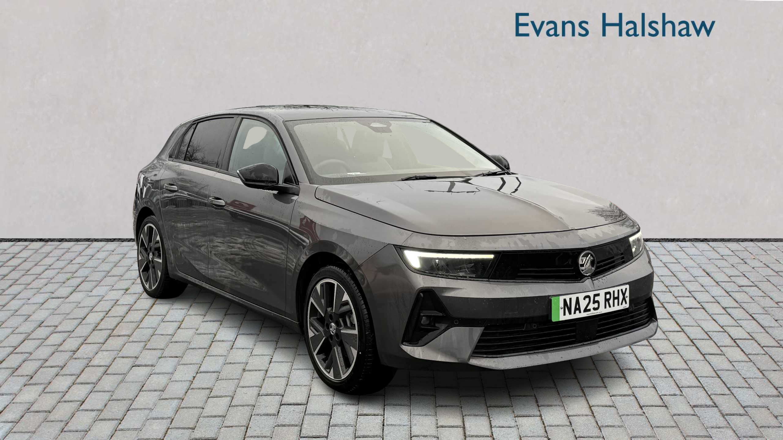 Main listing image - Vauxhall Astra