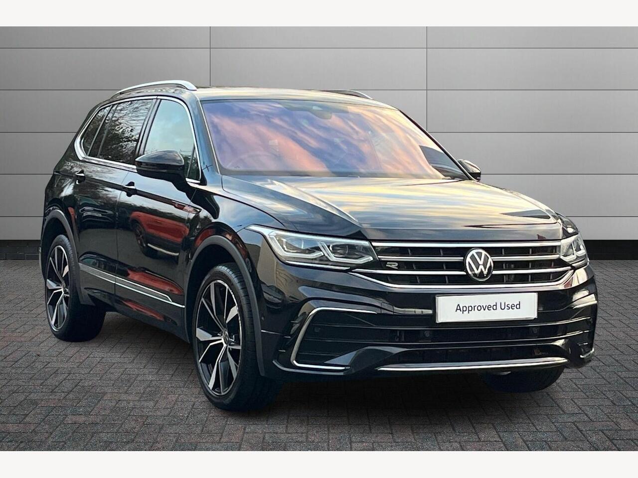 Main listing image - Volkswagen Tiguan Allspace