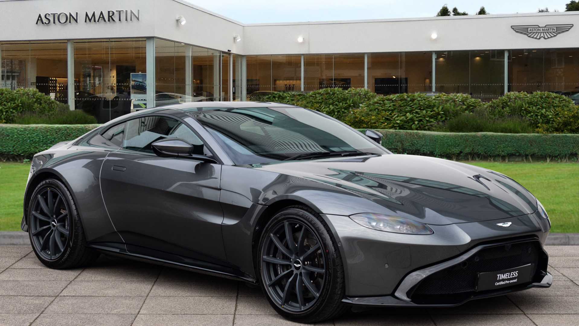 Main listing image - Aston Martin Vantage