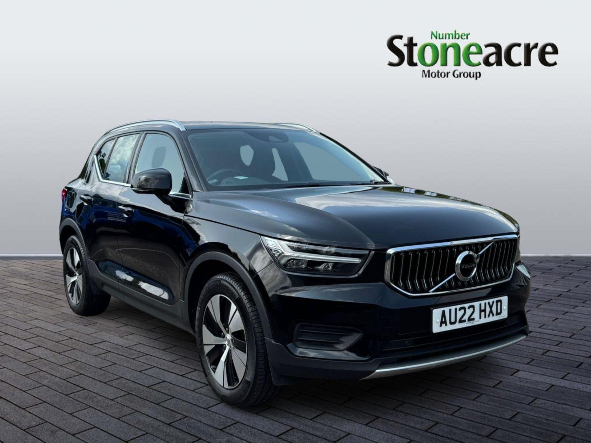 Main listing image - Volvo XC40 Recharge