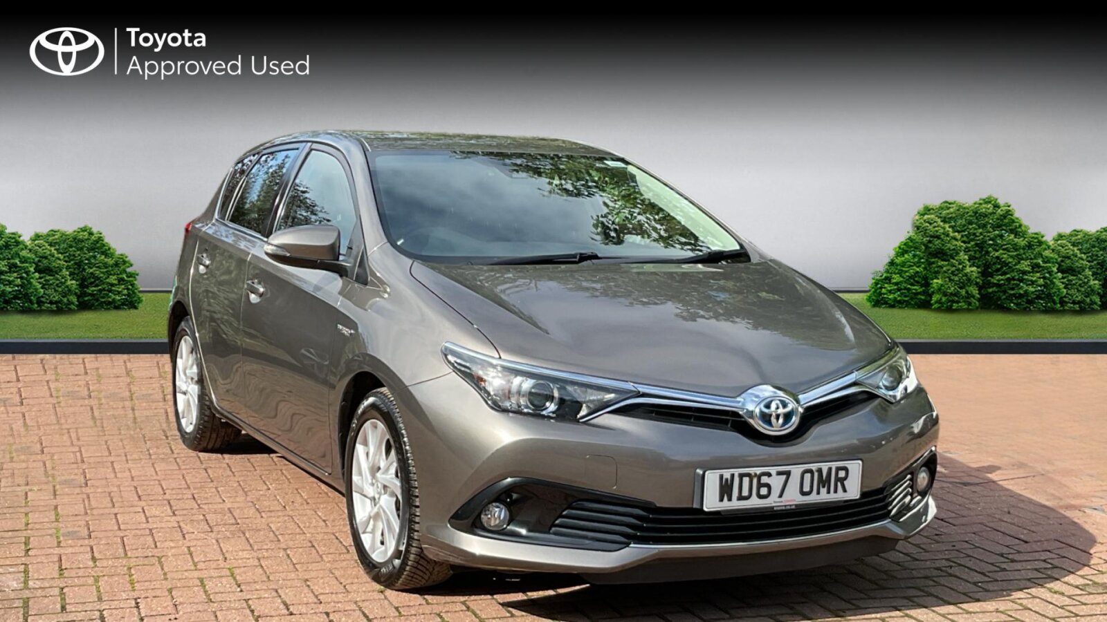 Main listing image - Toyota Auris