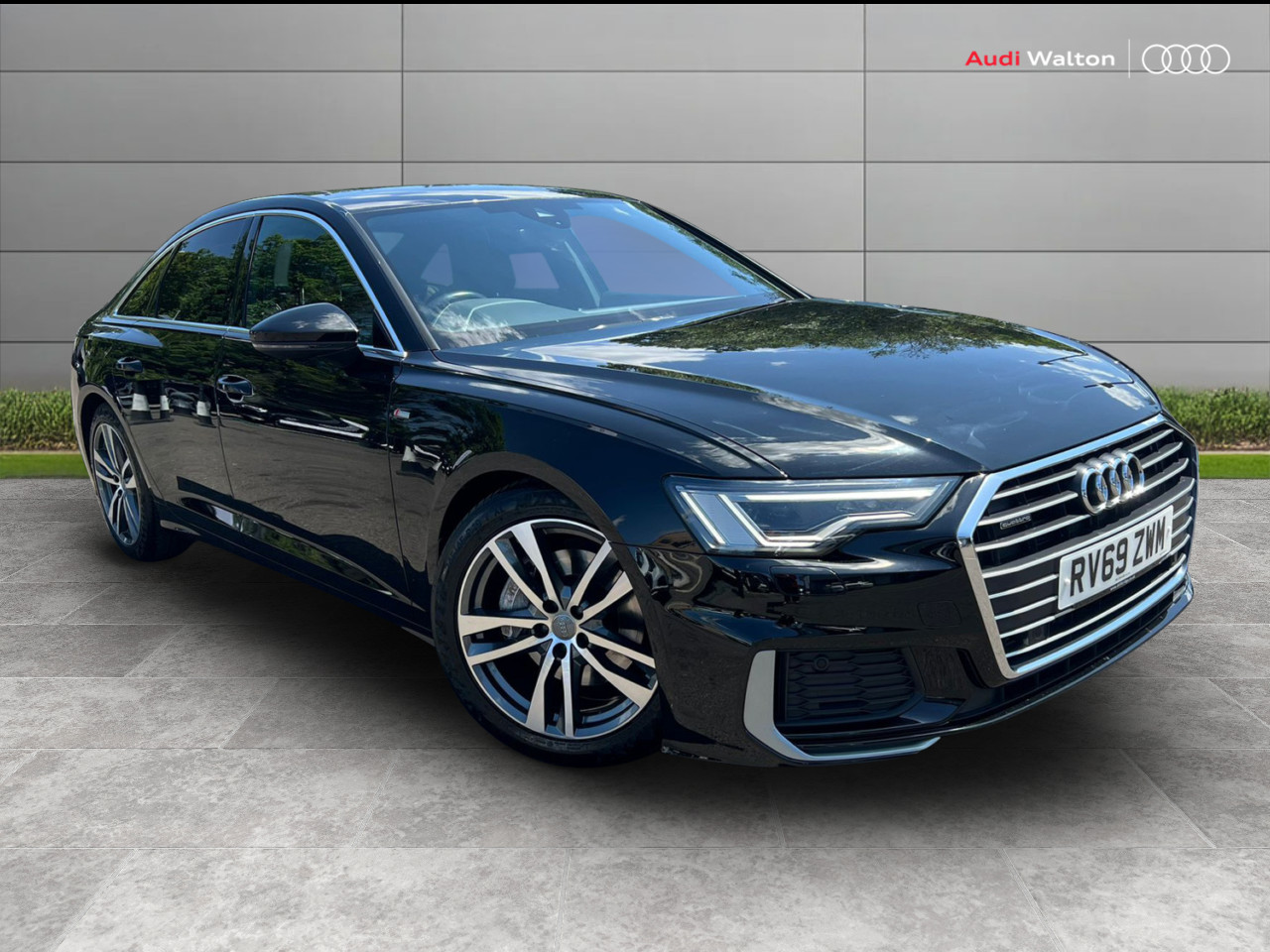 Main listing image - Audi A6