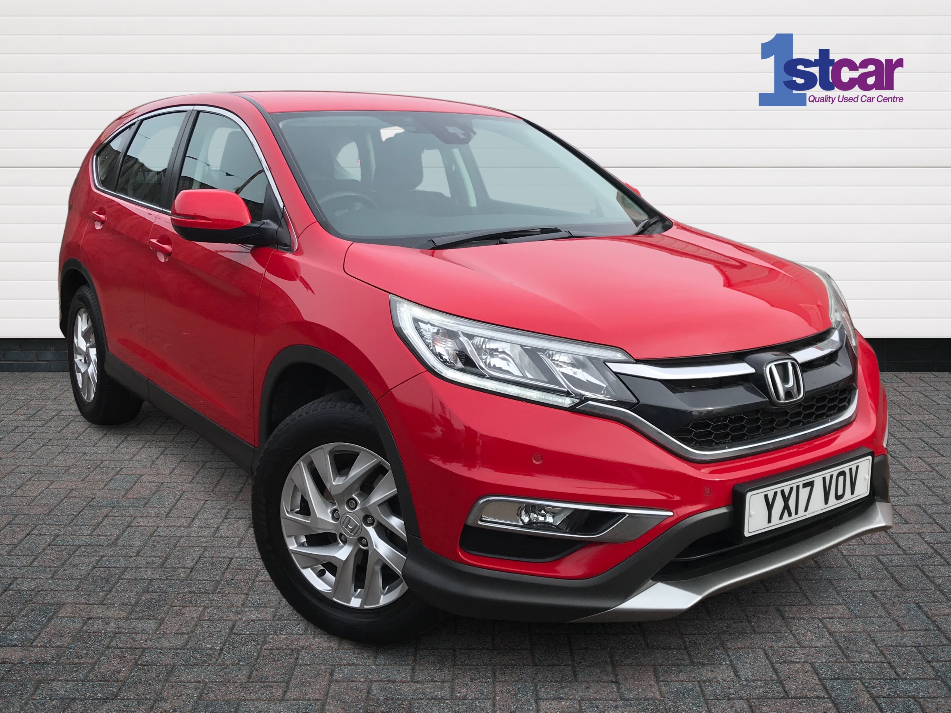 Main listing image - Honda CR-V