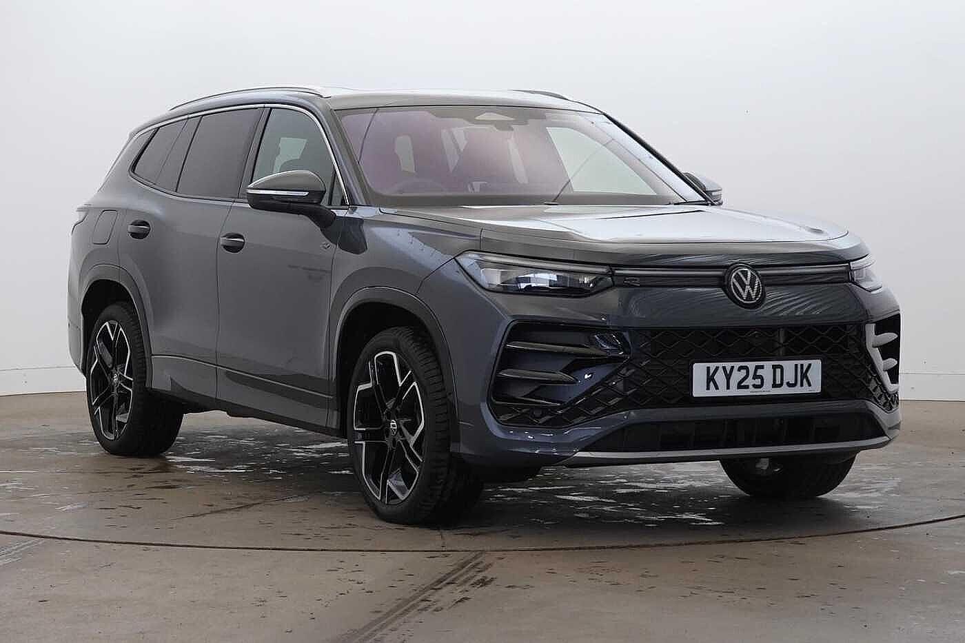 Main listing image - Volkswagen Tayron