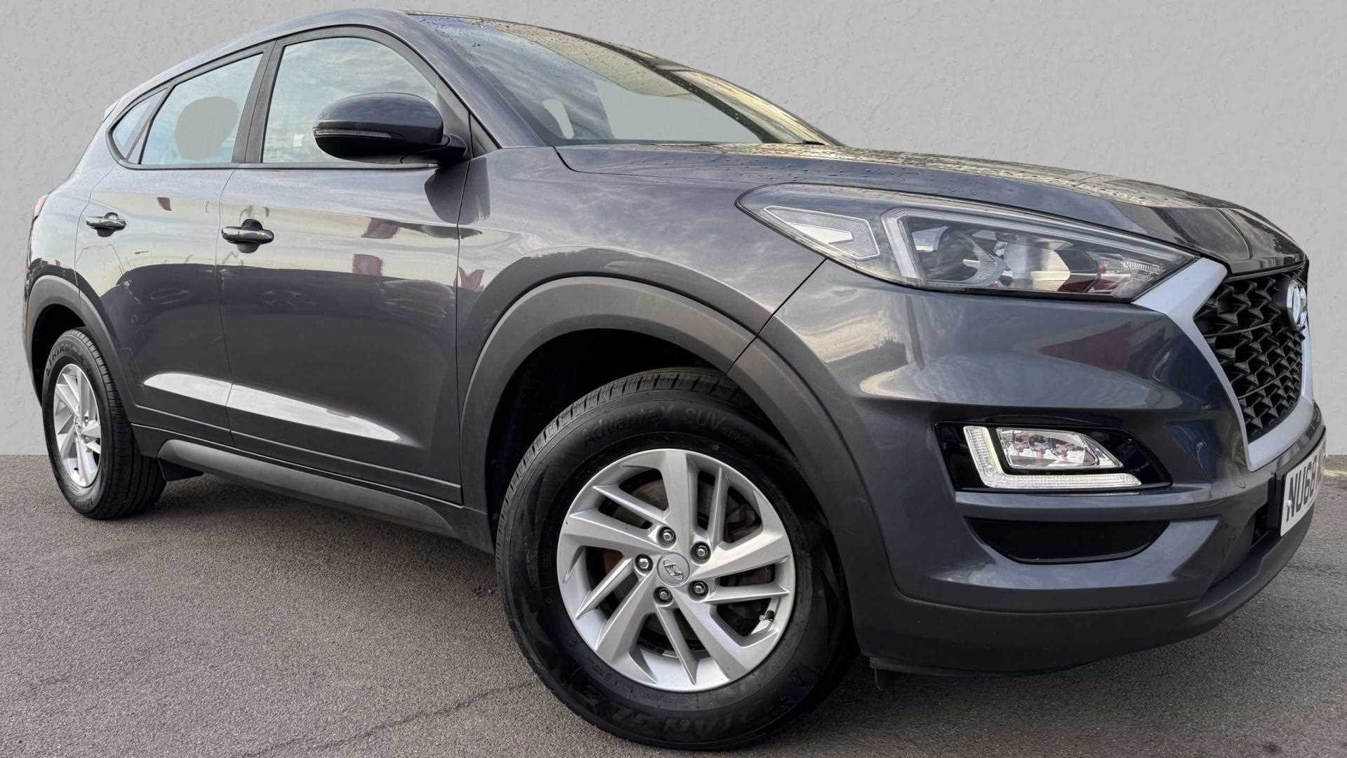 Main listing image - Hyundai Tucson