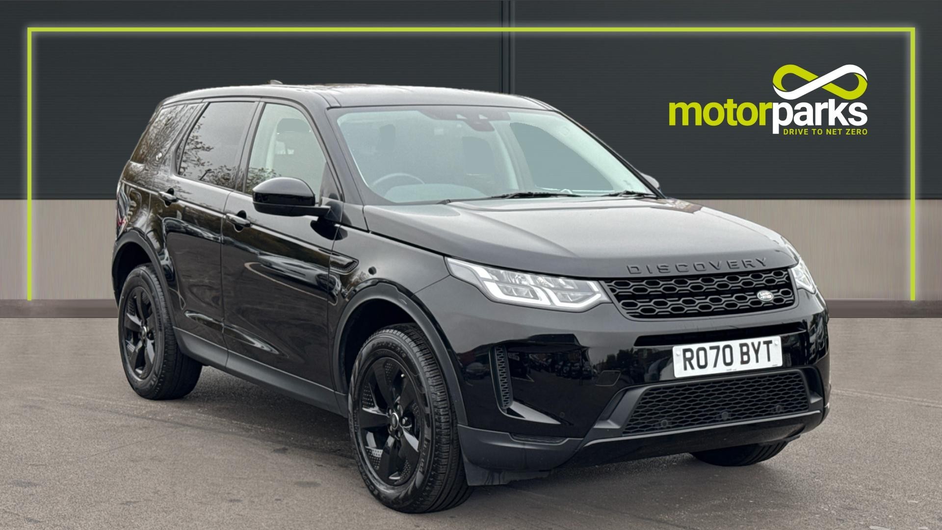 Main listing image - Land Rover Discovery Sport