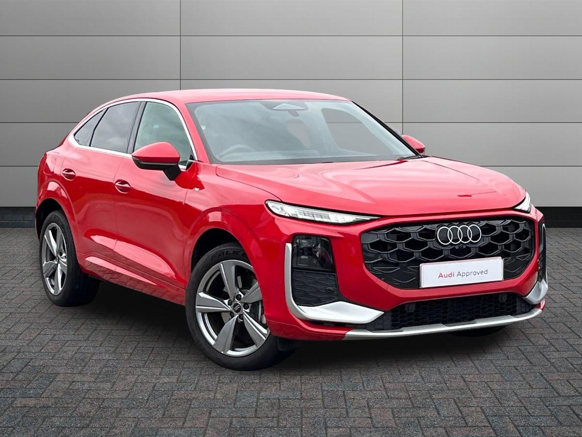 Main listing image - Audi Q3