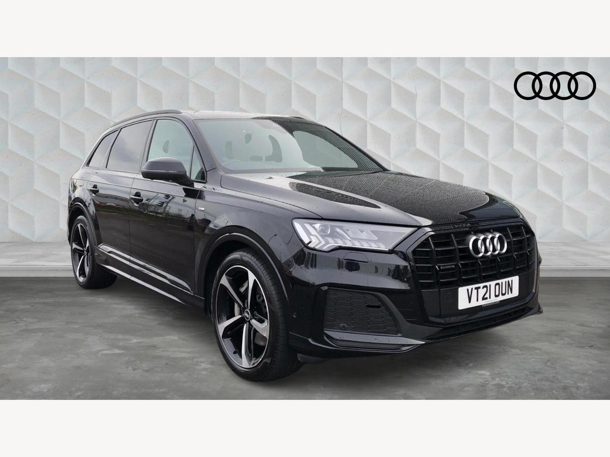 Main listing image - Audi Q7