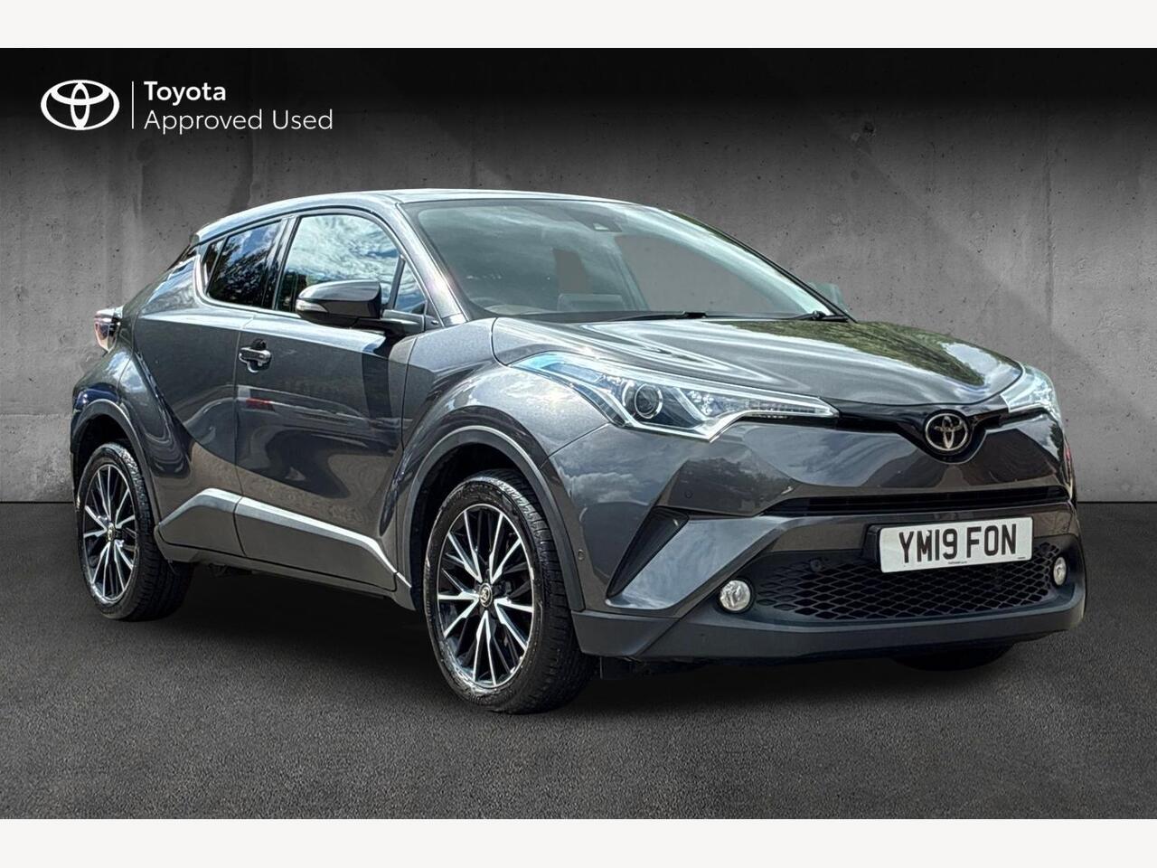 Main listing image - Toyota C-HR