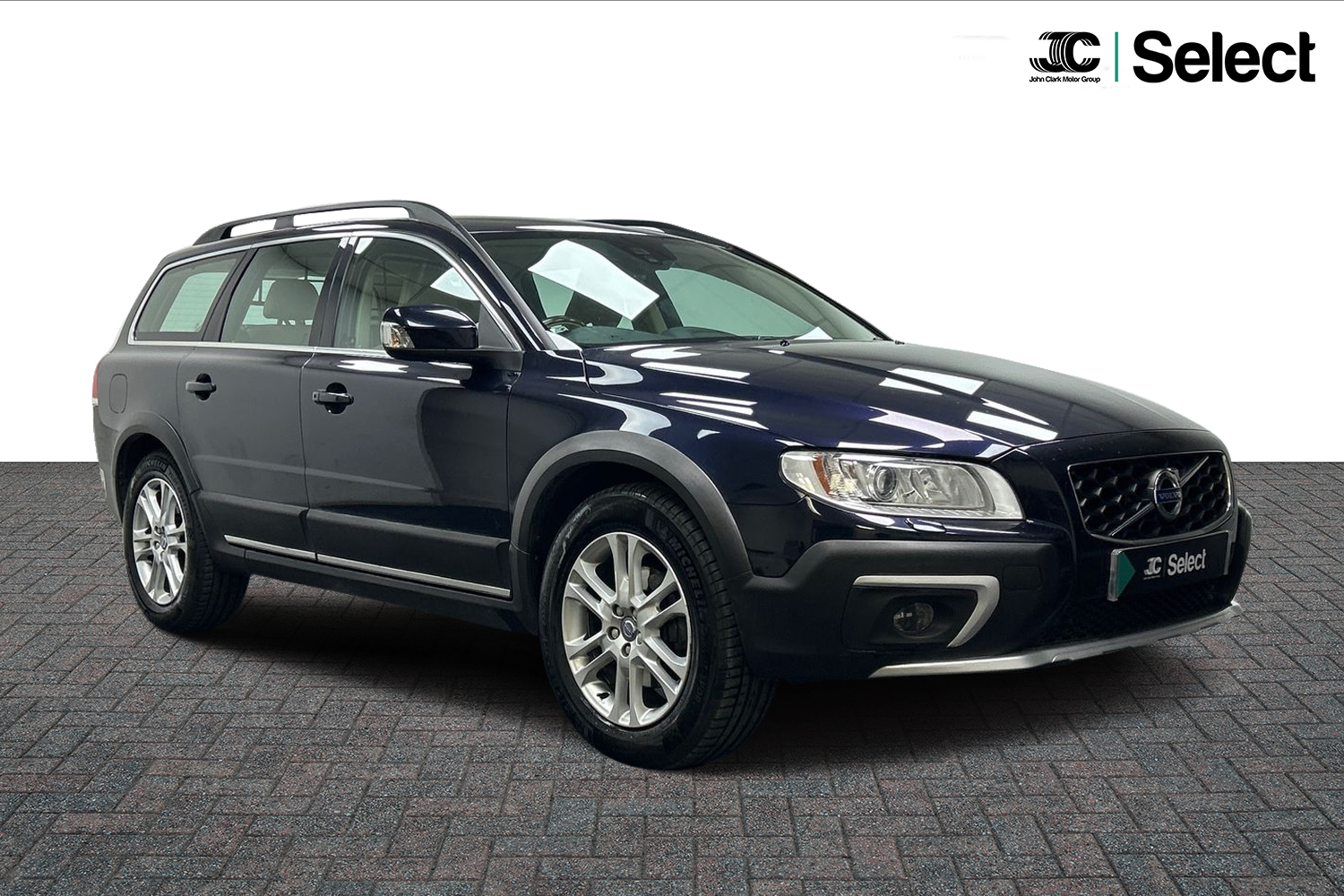 Main listing image - Volvo XC70