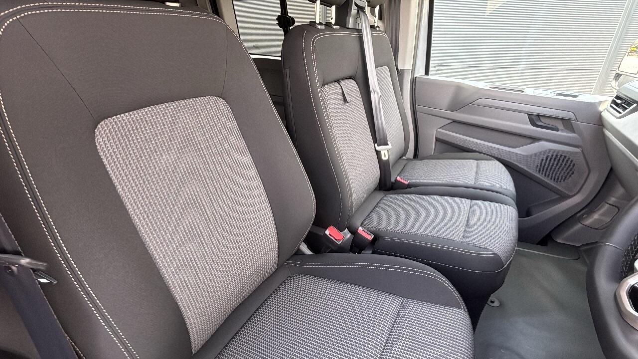 Main listing image - Volkswagen Transporter