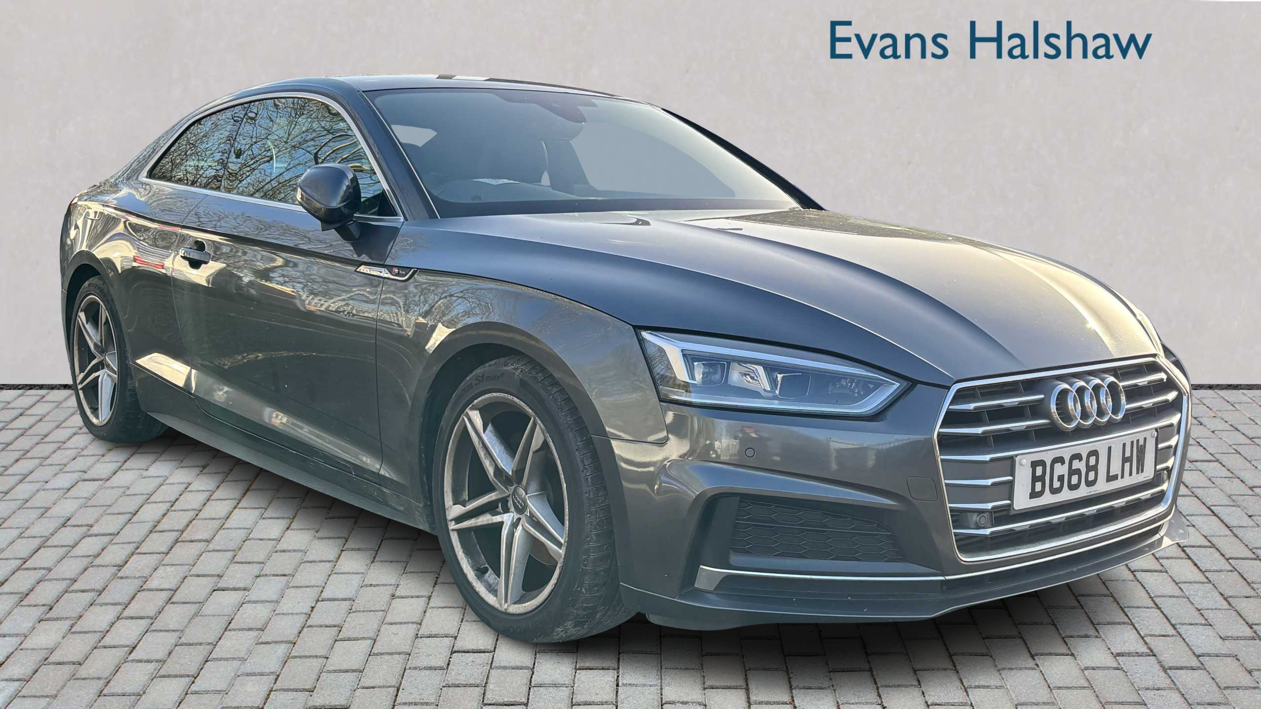 Main listing image - Audi A5