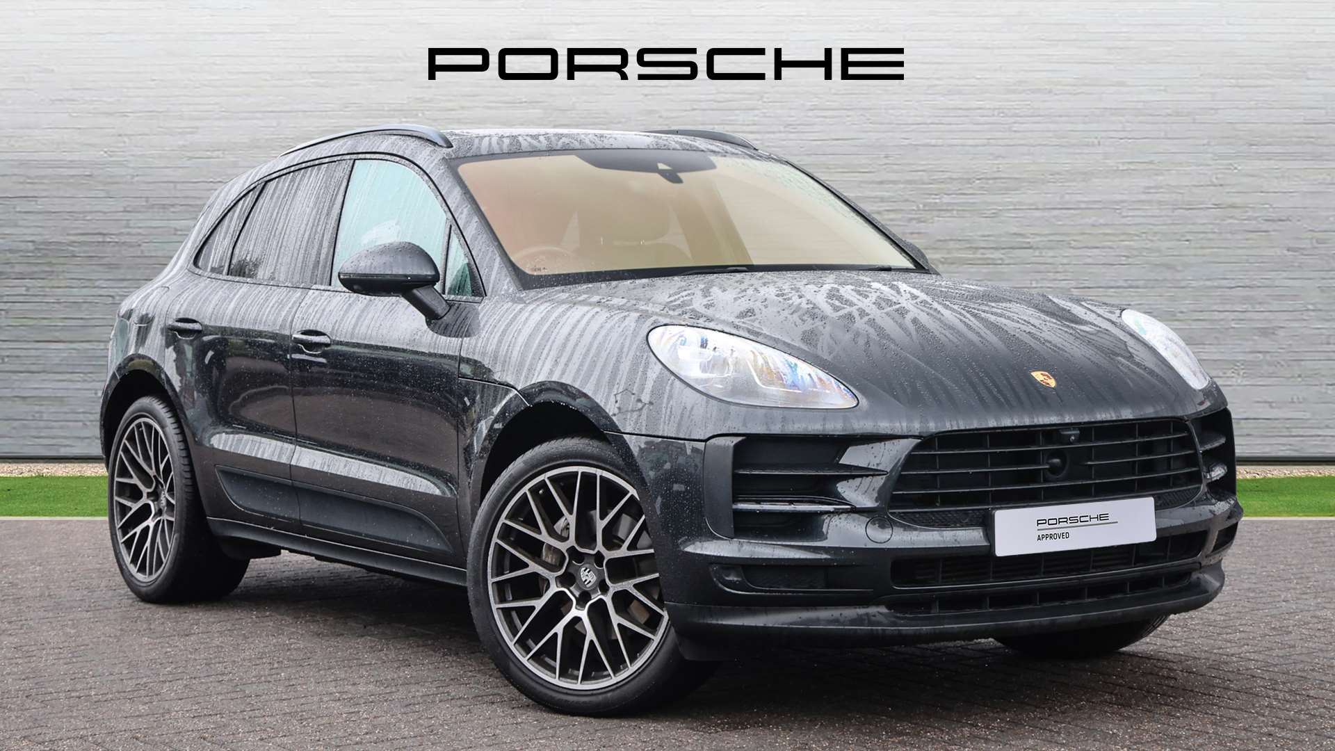 Main listing image - Porsche Macan