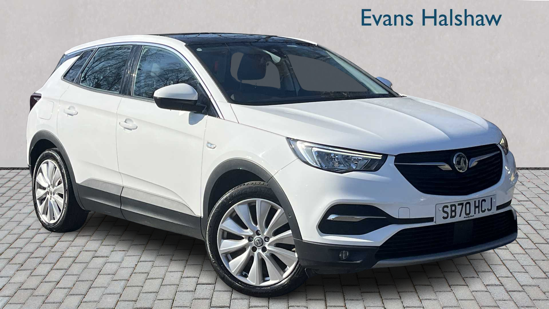 Main listing image - Vauxhall Grandland X