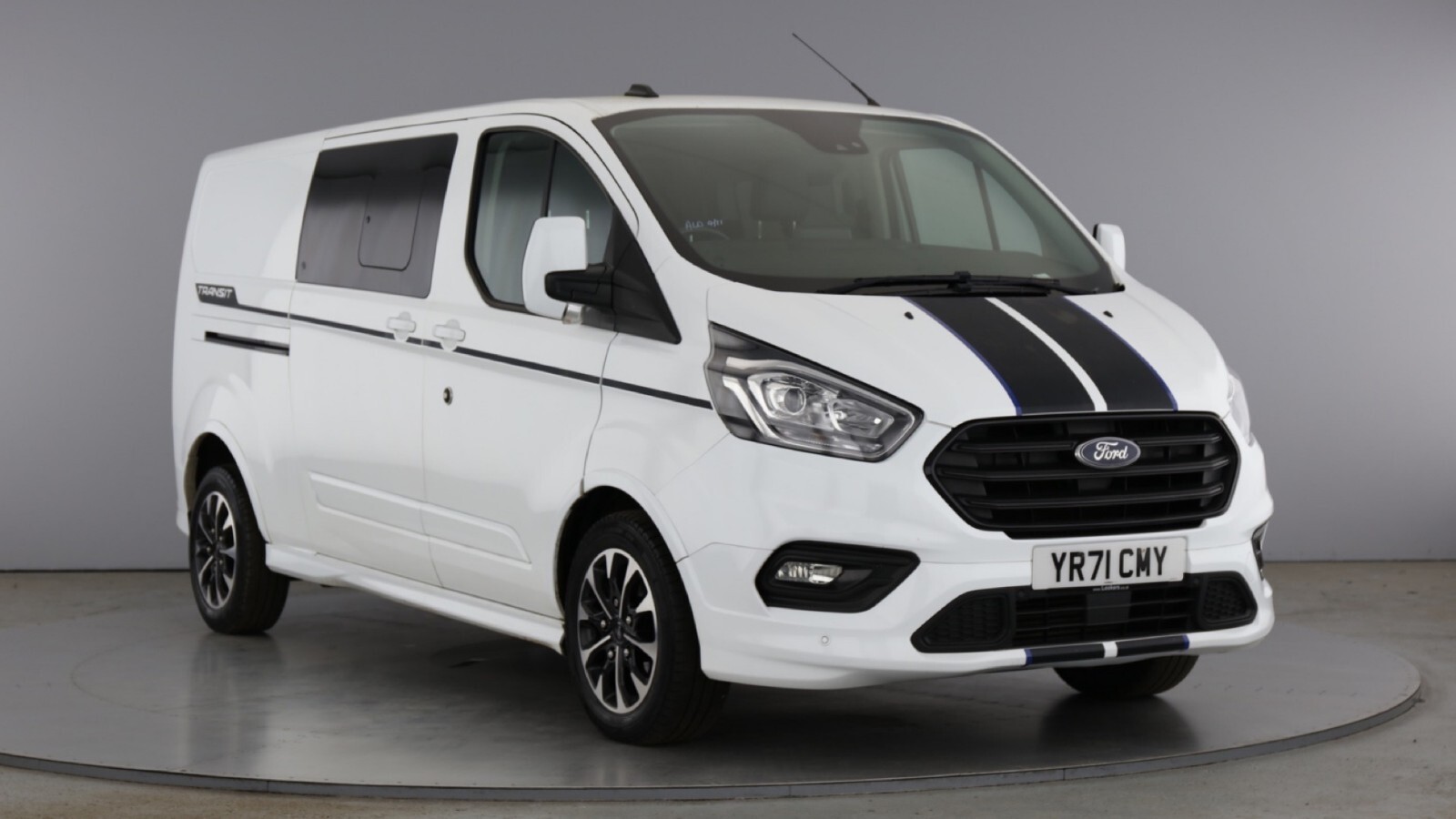 Main listing image - Ford Transit Custom