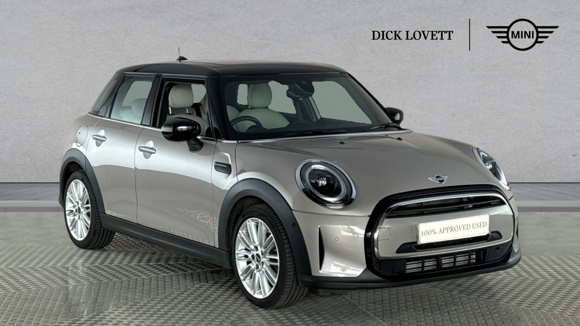 Main listing image - MINI Hatchback 5dr