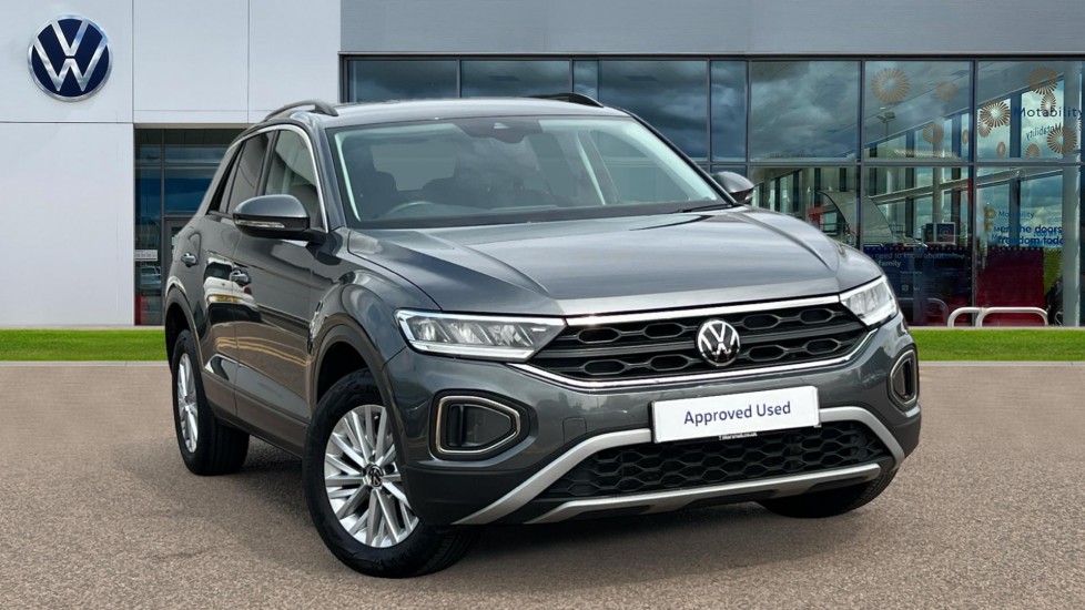 Main listing image - Volkswagen T-Roc