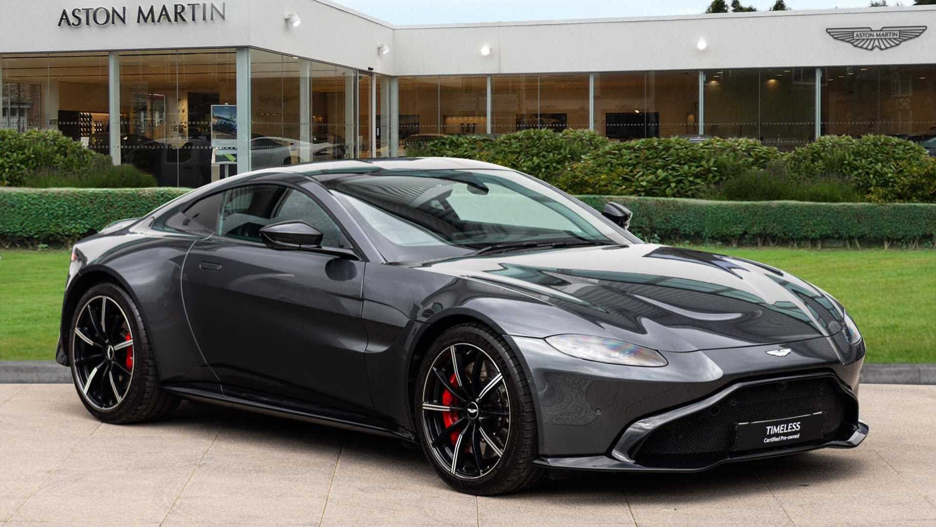 Main listing image - Aston Martin Vantage