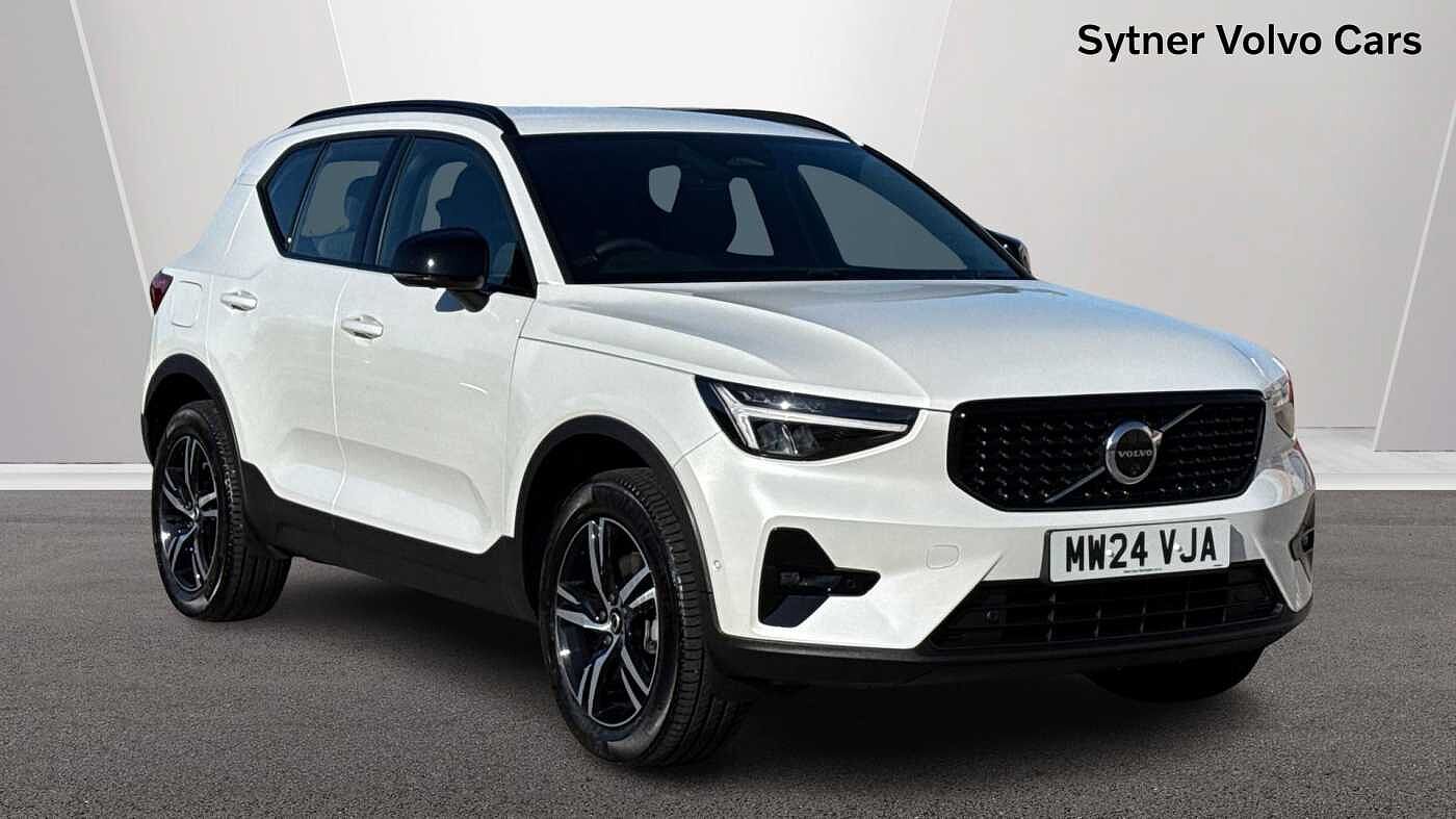 Main listing image - Volvo XC40