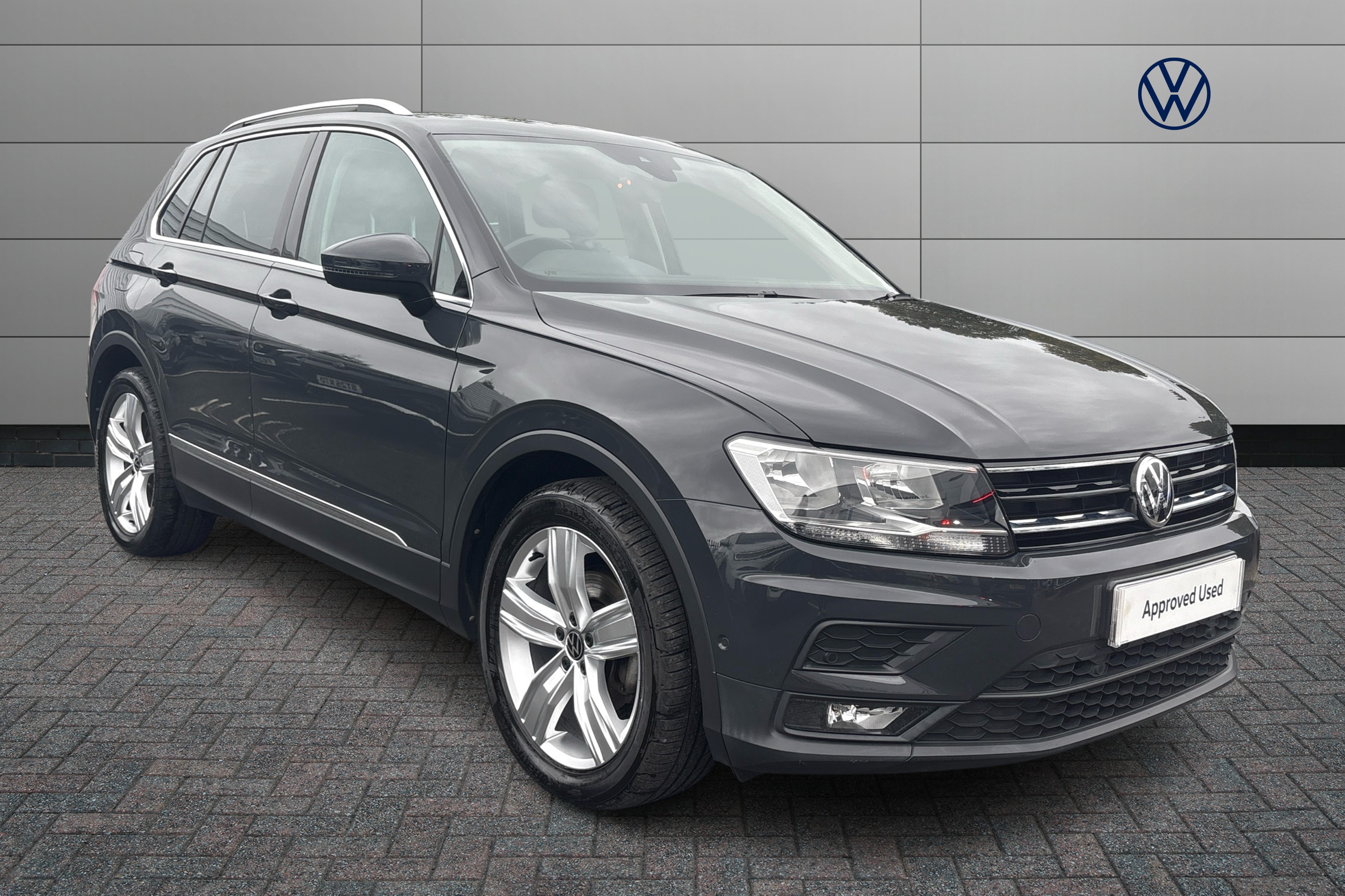 Main listing image - Volkswagen Tiguan