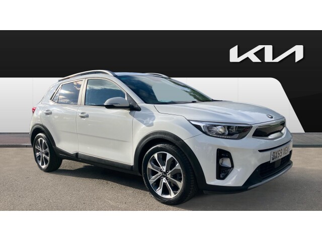 Main listing image - Kia Stonic