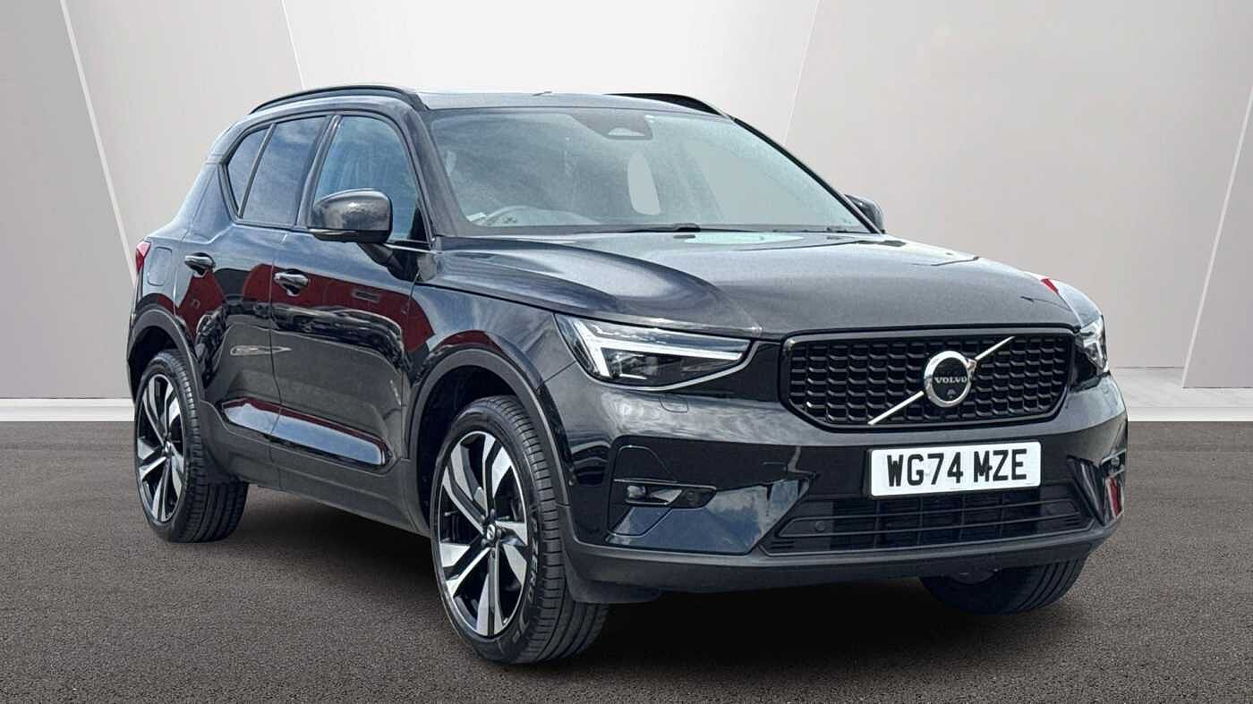 Main listing image - Volvo XC40