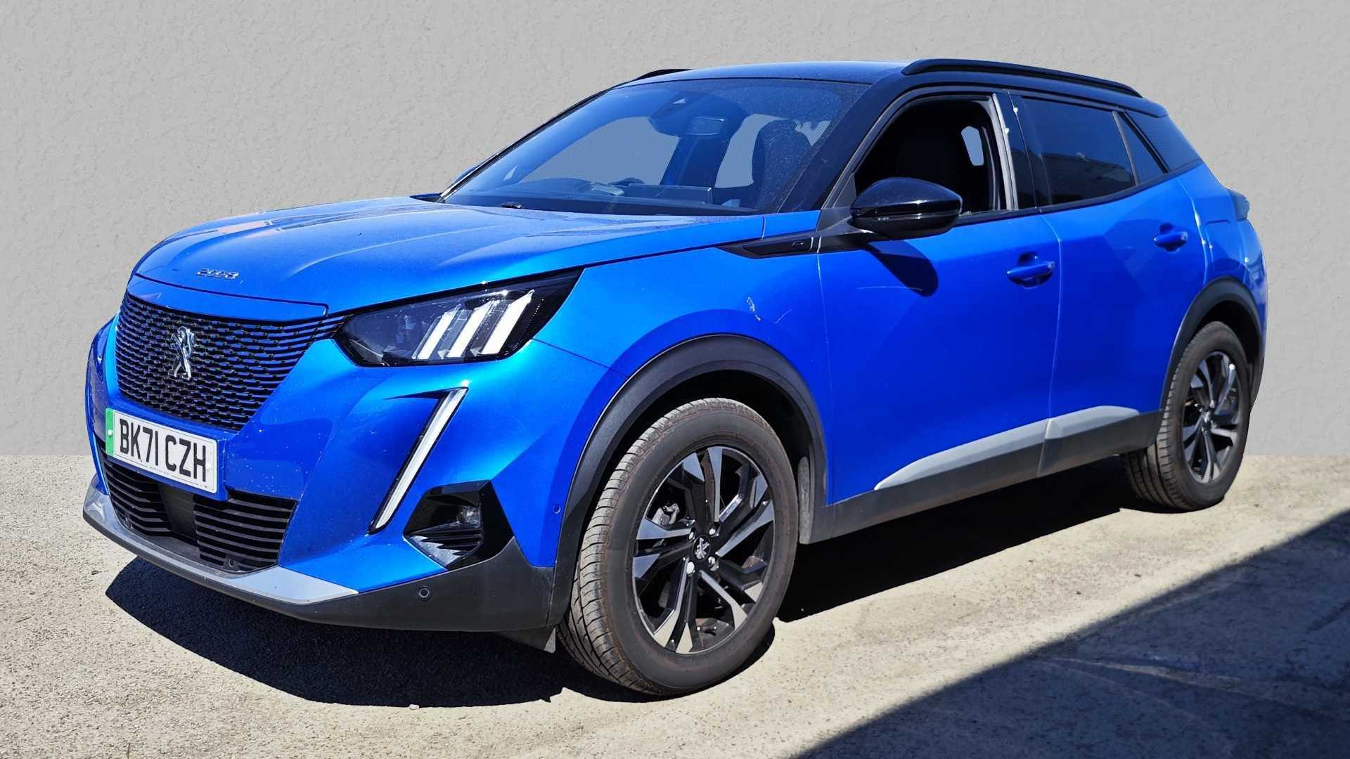 Main listing image - Peugeot e-2008