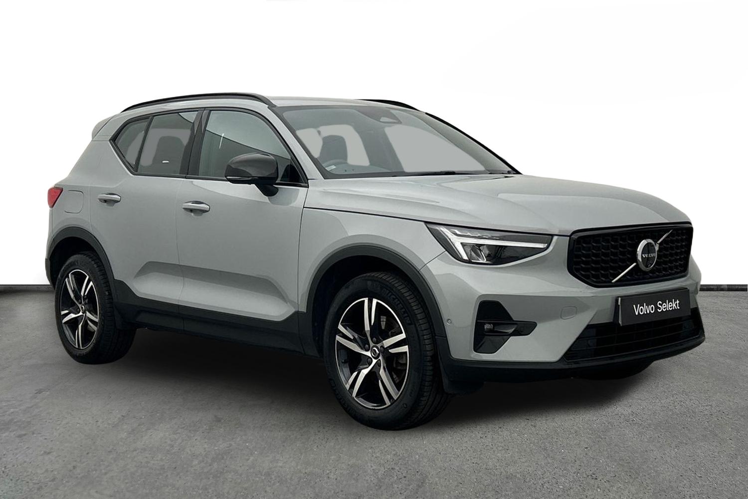 Main listing image - Volvo XC40