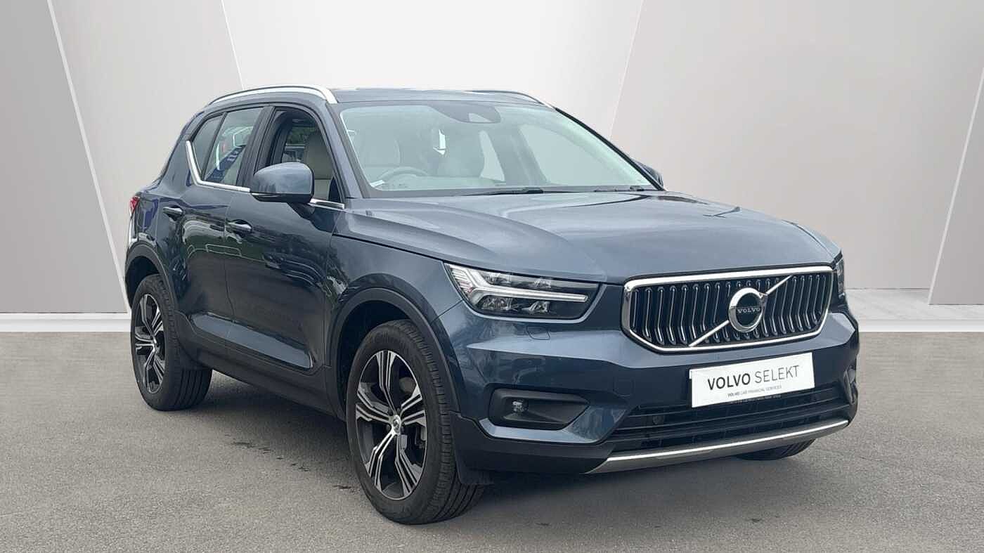 Main listing image - Volvo XC40