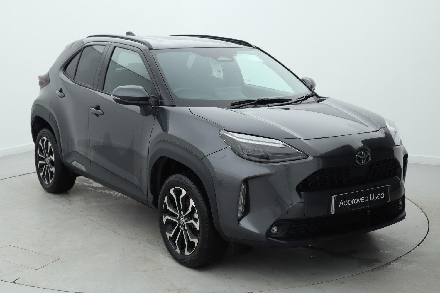 Main listing image - Toyota Yaris Cross