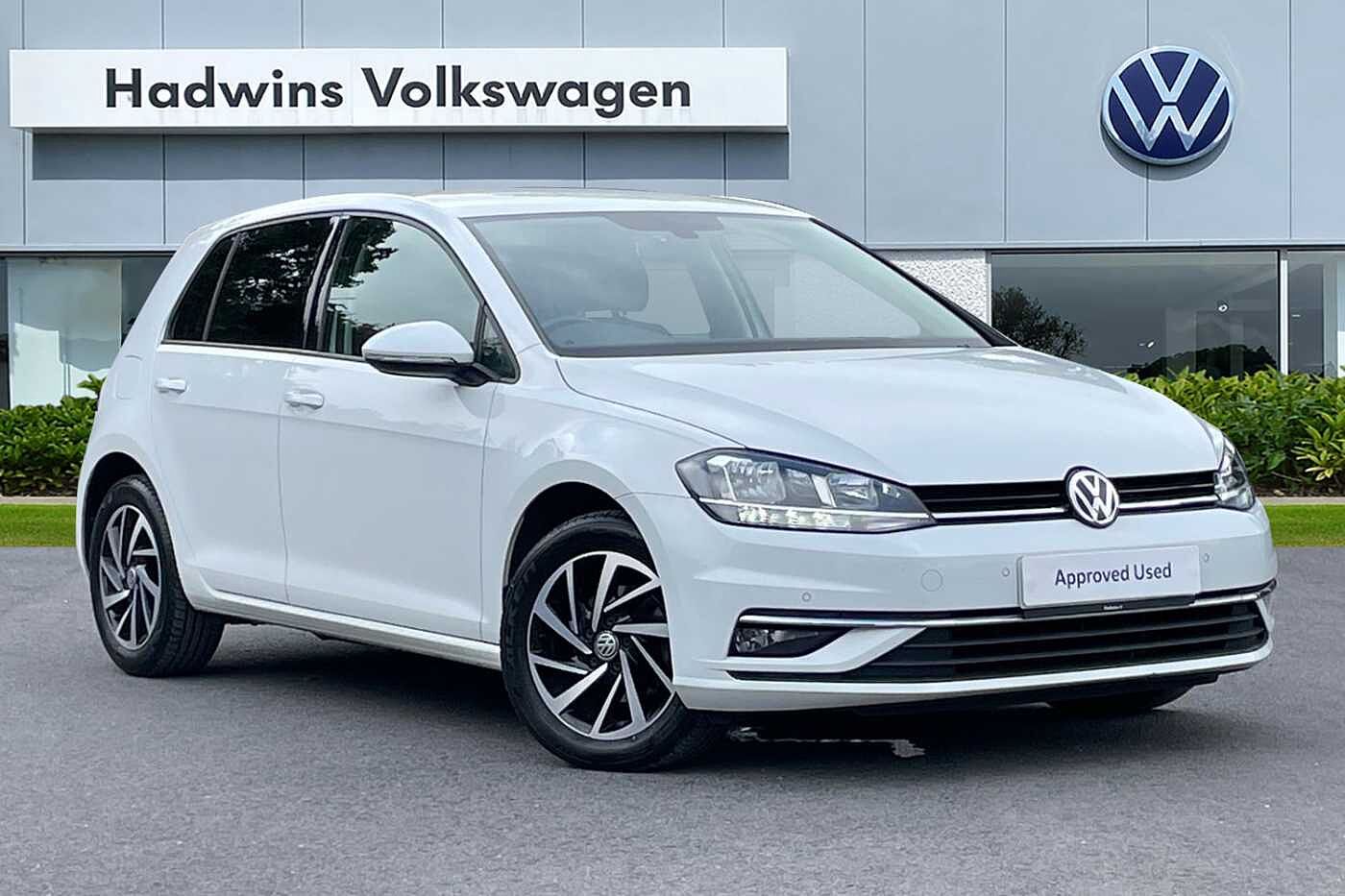 Main listing image - Volkswagen Golf