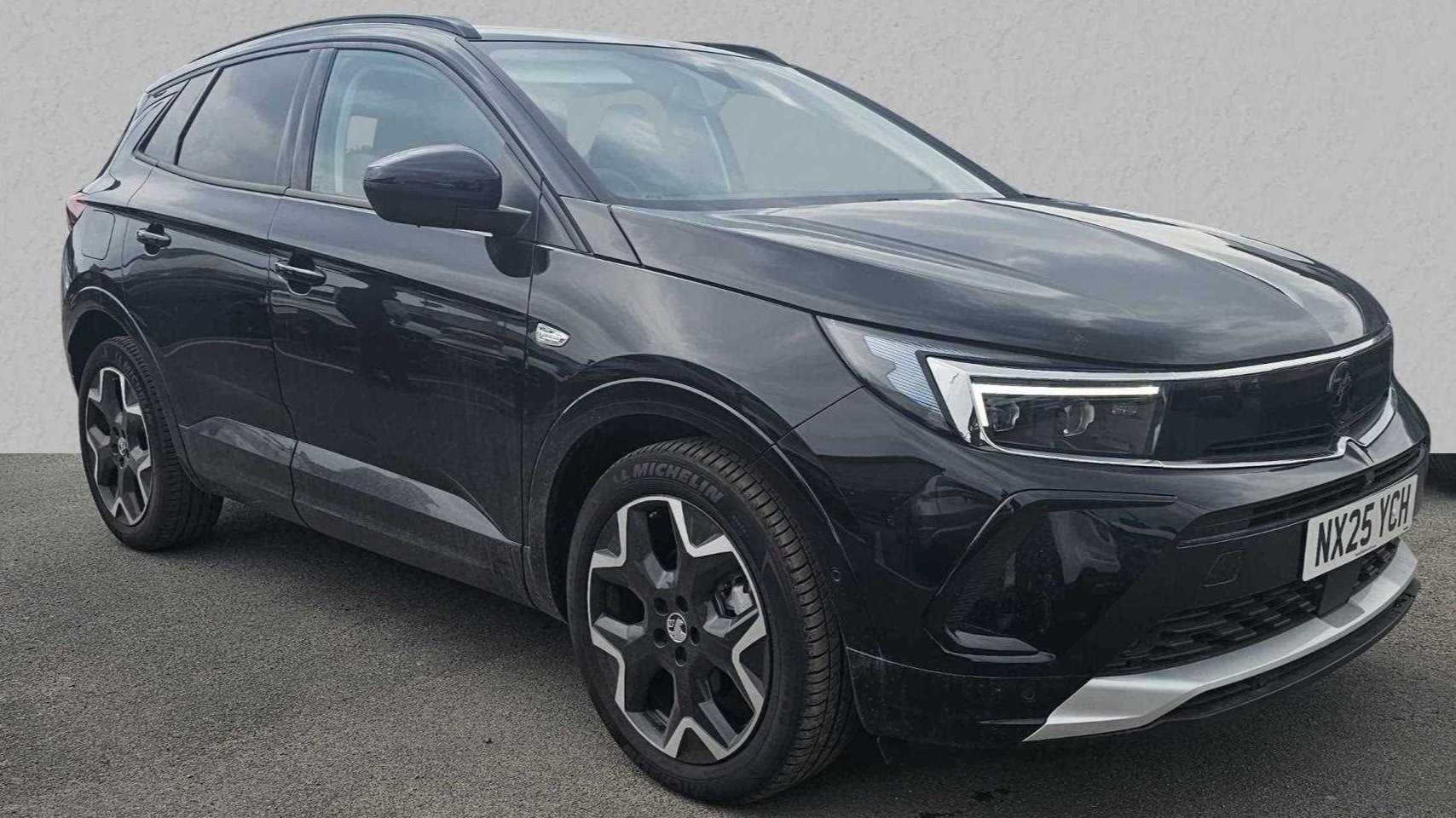 Main listing image - Vauxhall Grandland