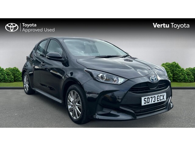 Main listing image - Toyota Yaris