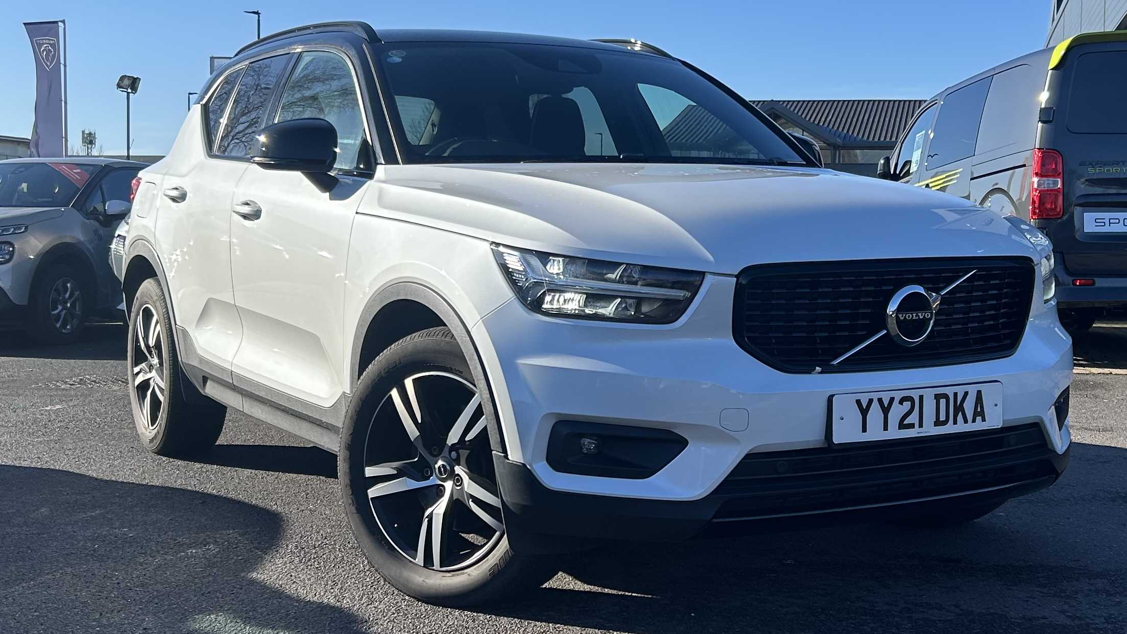 Main listing image - Volvo XC40