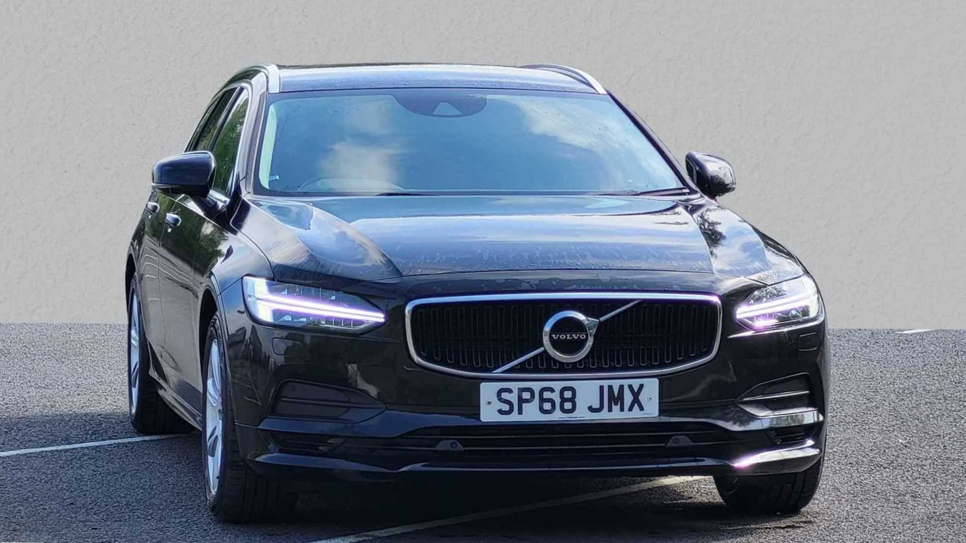 Main listing image - Volvo V90