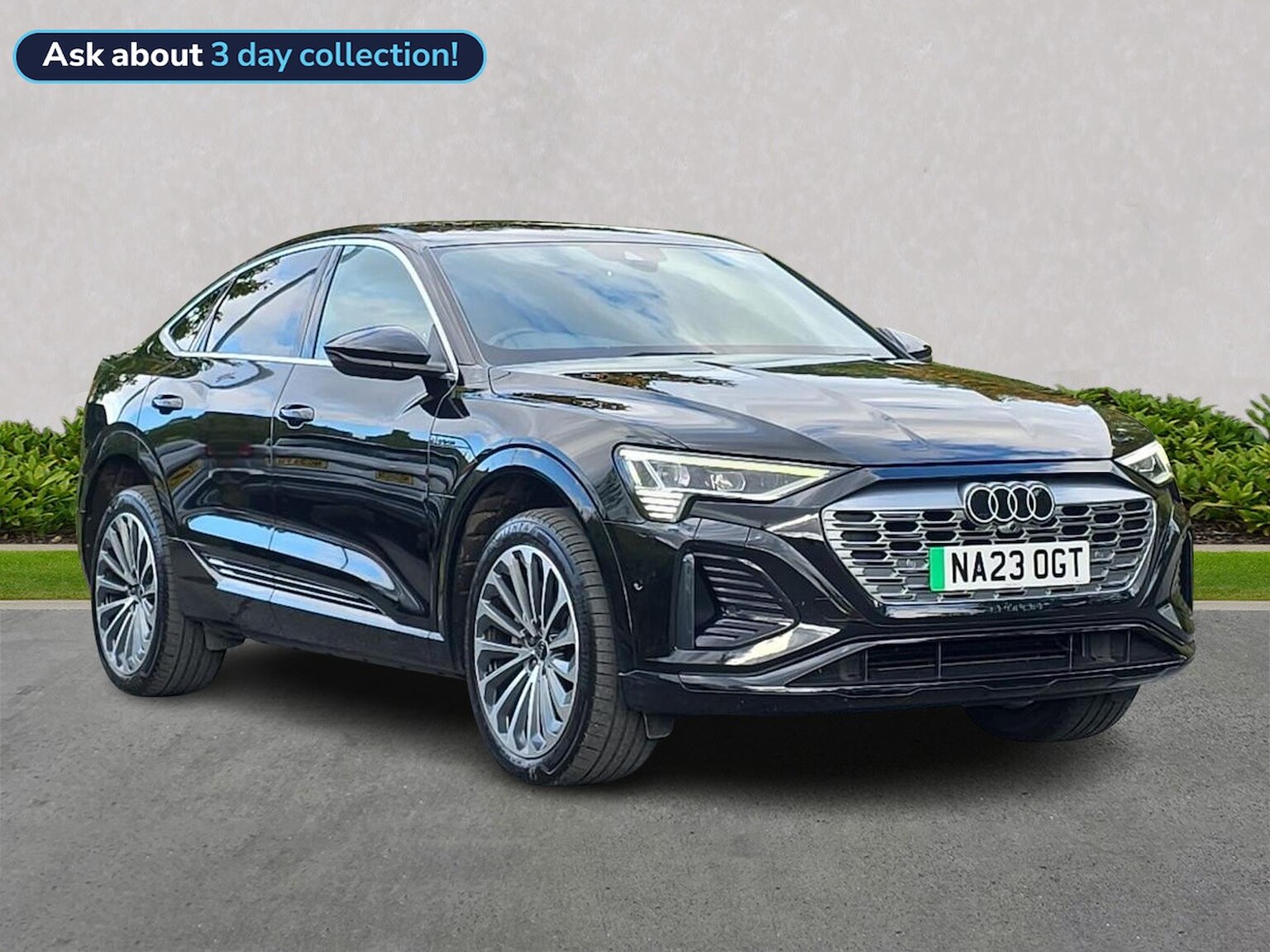 Main listing image - Audi Q8
