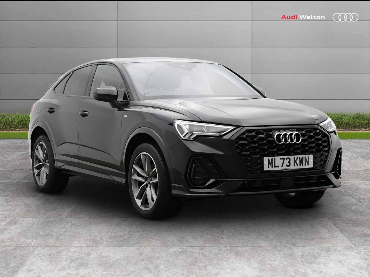 Main listing image - Audi Q3