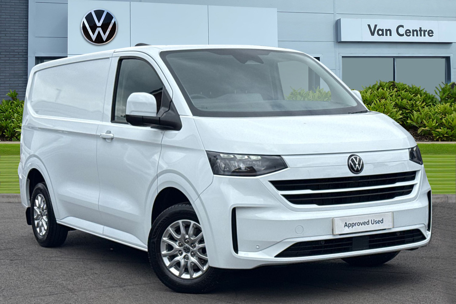 Main listing image - Volkswagen Transporter
