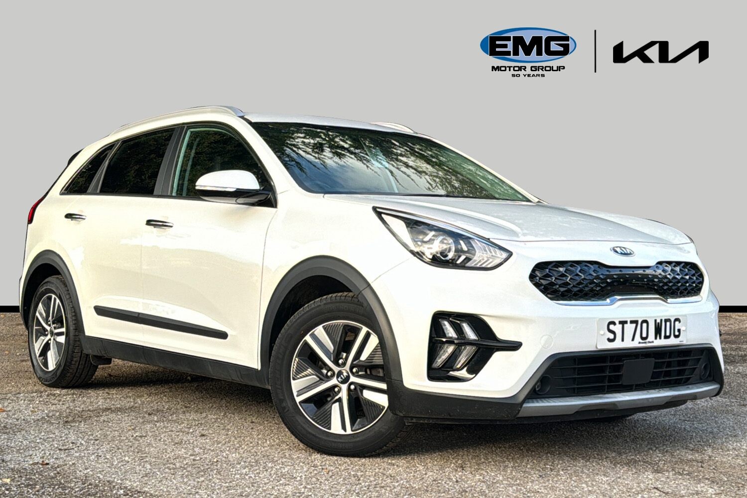 Main listing image - Kia Niro