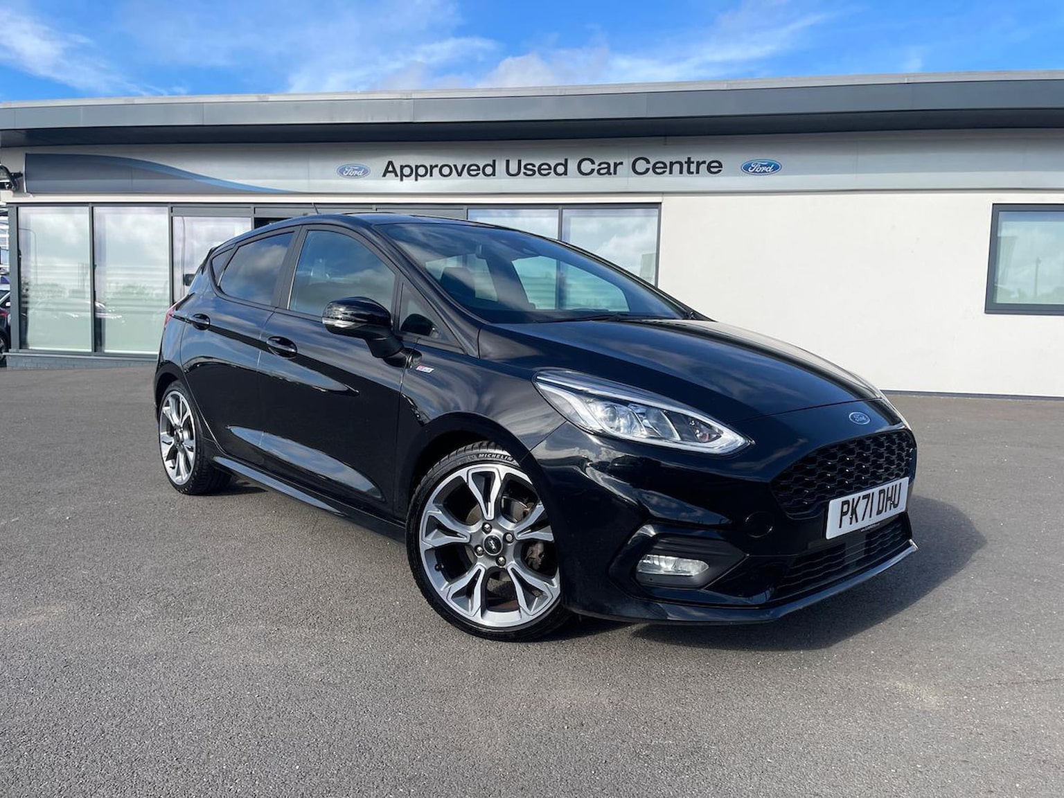 Main listing image - Ford Fiesta