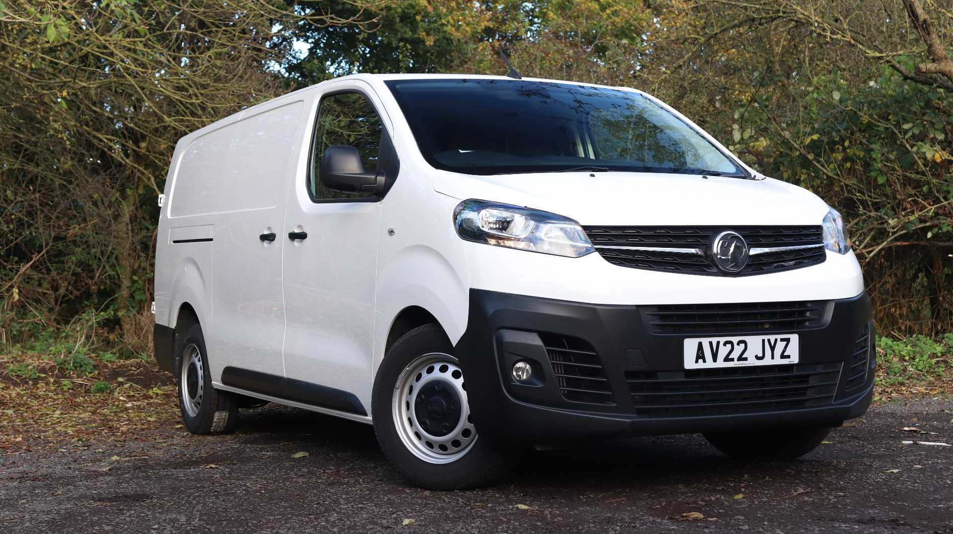 Main listing image - Vauxhall Vivaro