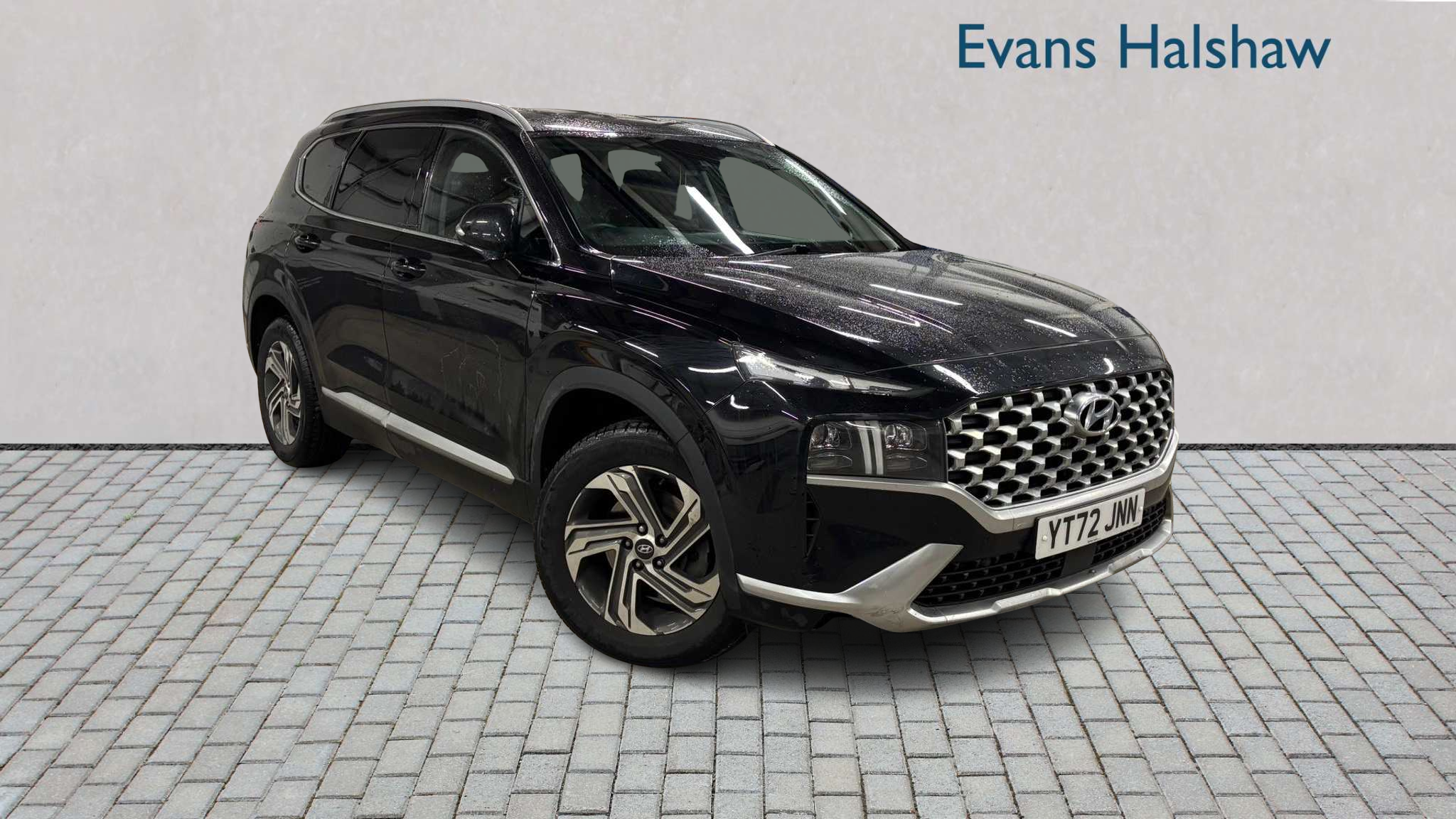 Main listing image - Hyundai Santa Fe