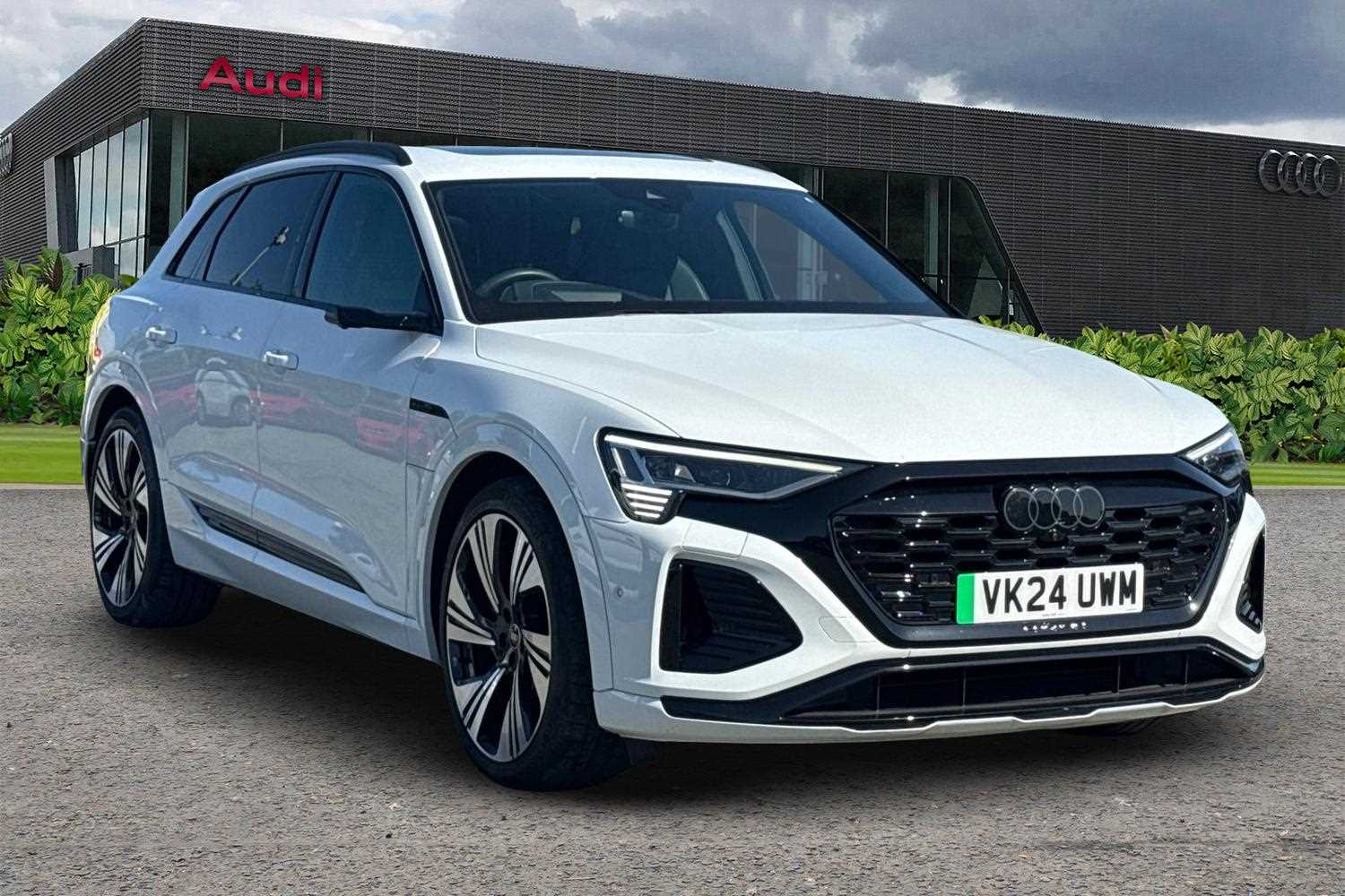Main listing image - Audi Q8 e-tron