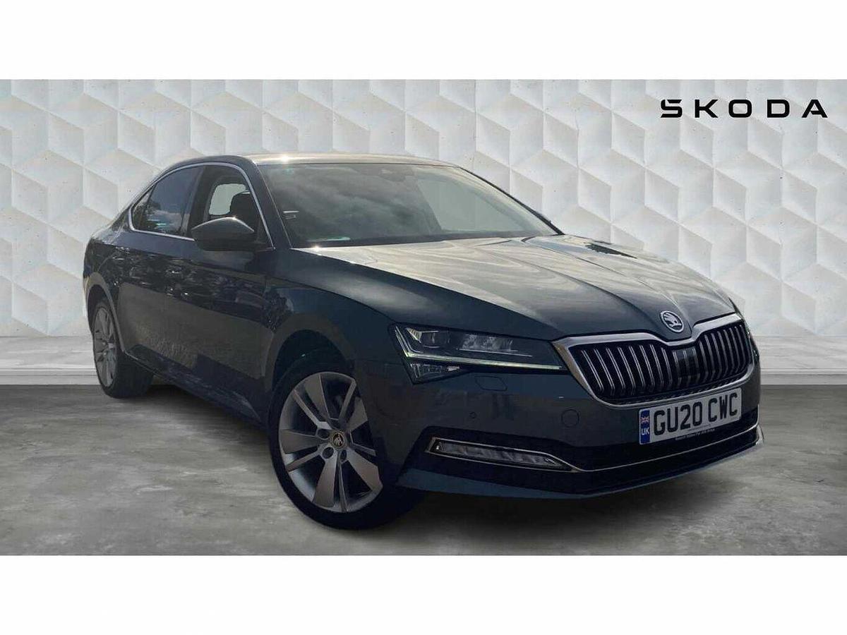 Main listing image - Skoda Superb