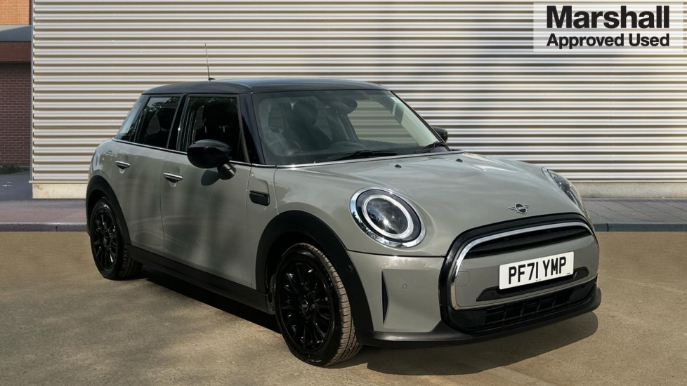 Main listing image - MINI Hatchback 5dr