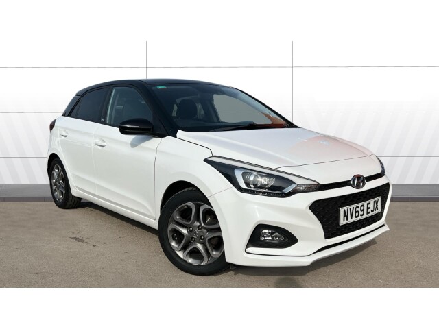 Main listing image - Hyundai i20