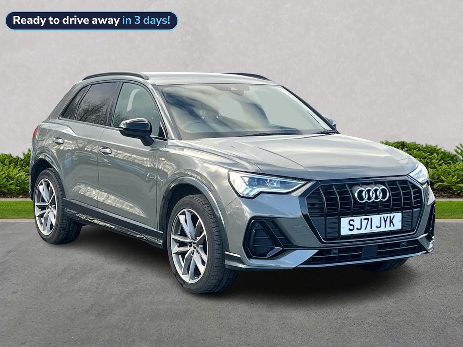 Main listing image - Audi Q3