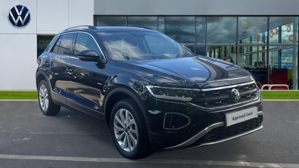 Main listing image - Volkswagen T-Roc