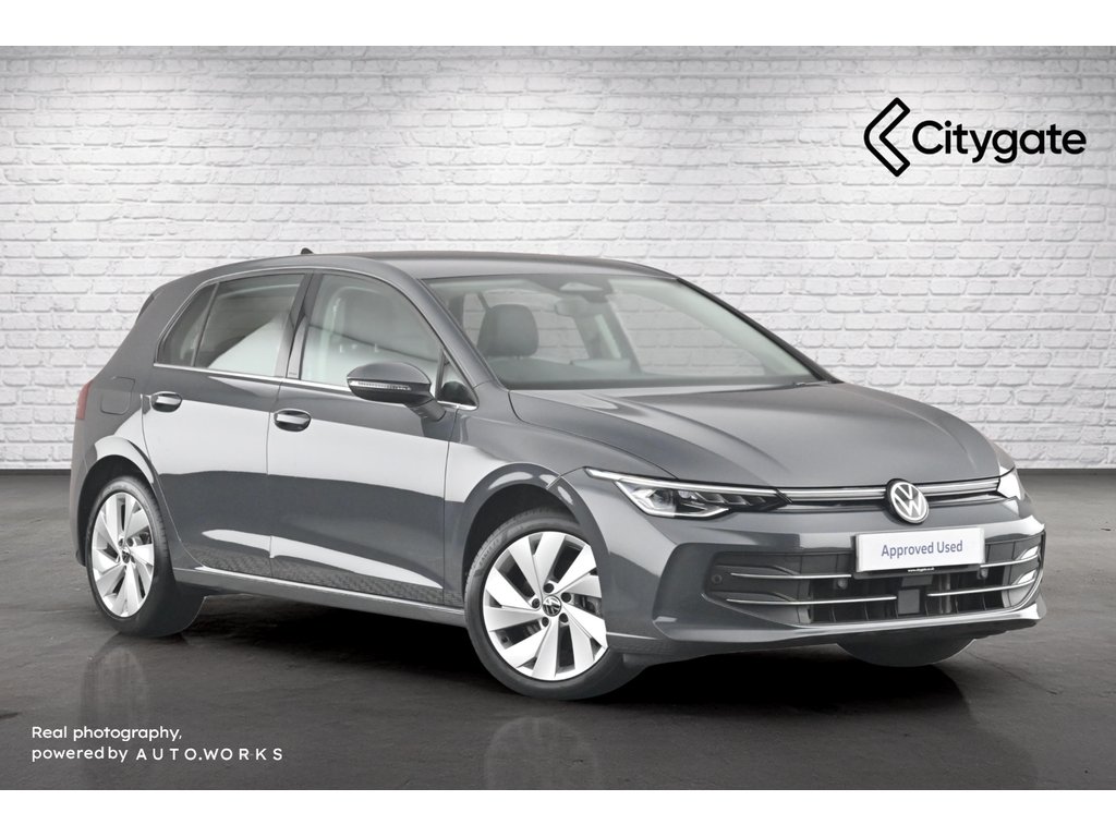 Main listing image - Volkswagen Golf